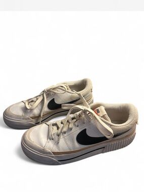 Nike Women’s 7.5 White Court Legacy Platform Sneakers with Black Swoosh